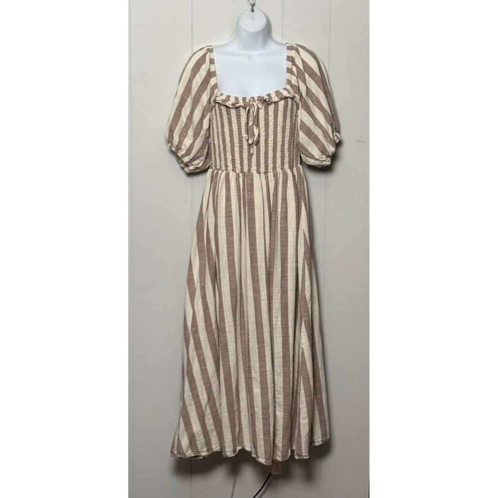 Saints & Hearts Tan White Striped Smocked Puff Sleeve Midi Dress Size Small - Picture 1 of 8